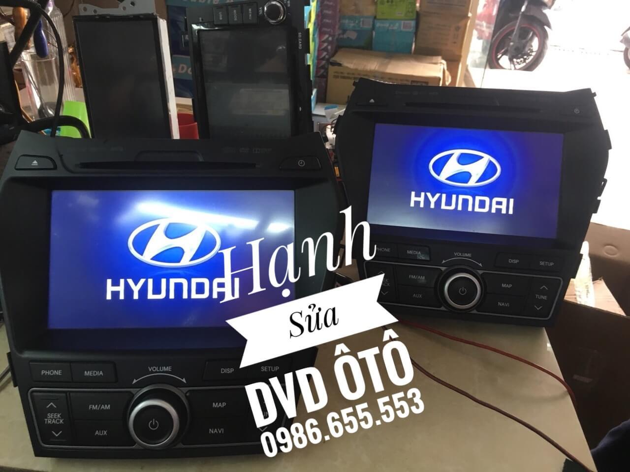 sua-dau-man-hinh-o-to-dvd-huyndai-santafe-loi-khong-len-11.jpg